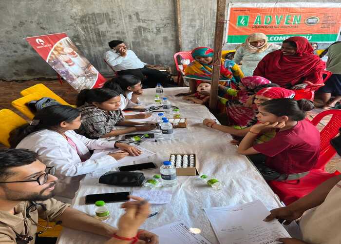 Free Health Camp in Bhalaswa Gaon by Jan Sanjeevni Trust