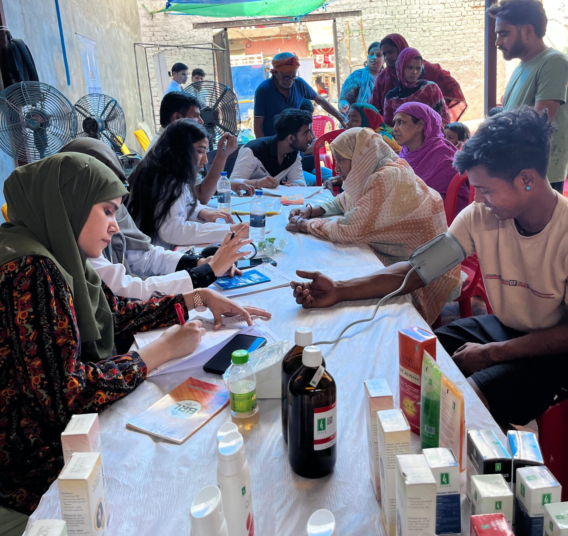 👉 Free Health Camp in Bhalaswa Gaon by Jan Sanjeevni Trust