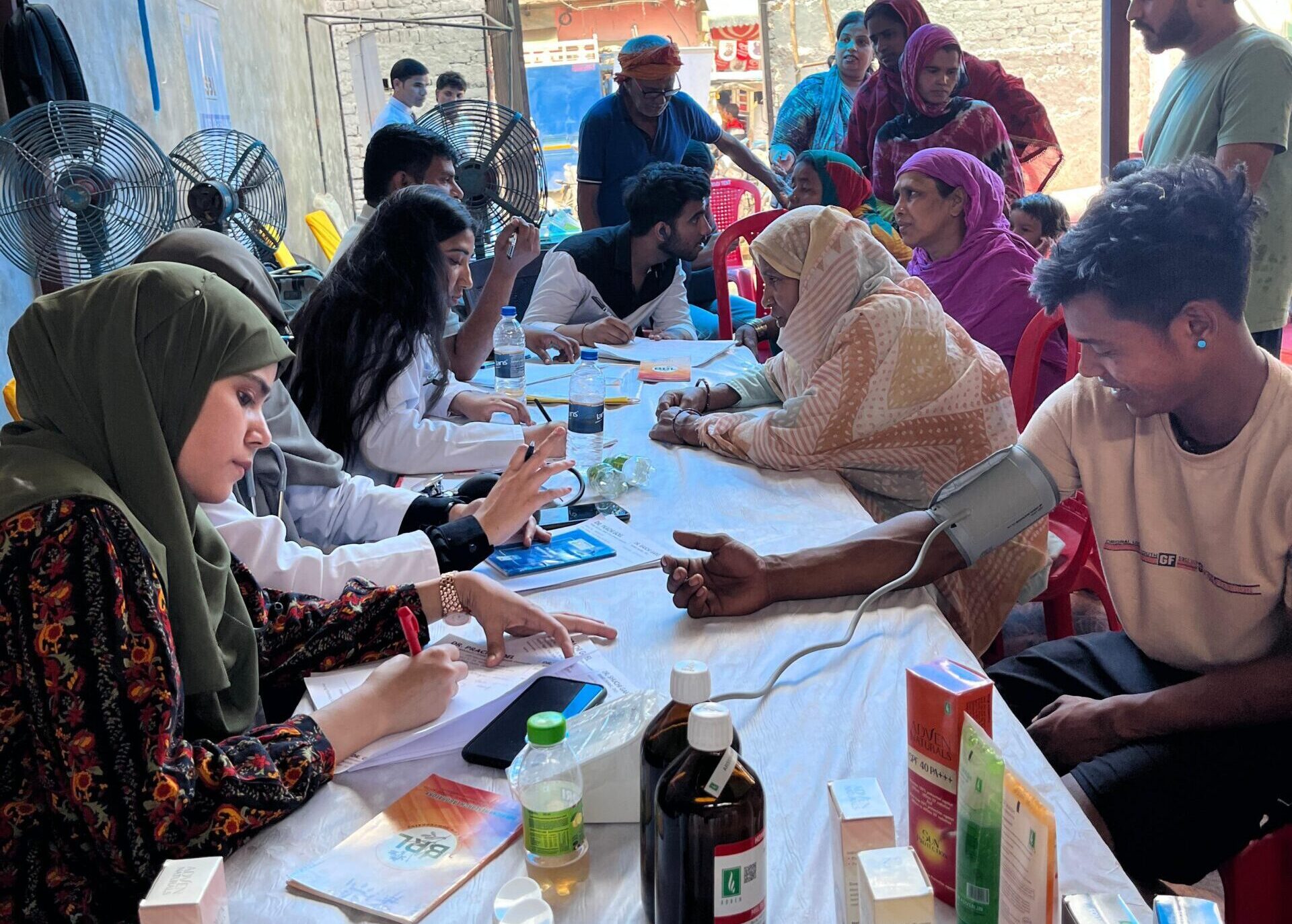 👉 Free Health Camp in Bhalaswa Gaon by Jan Sanjeevni Trust