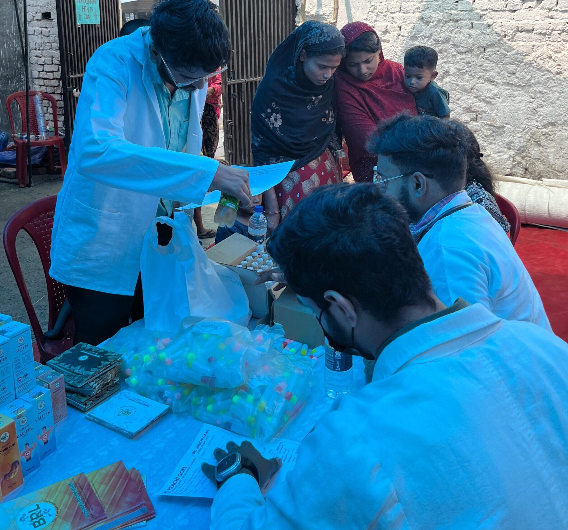 👉 Free Health Camp in Bhalaswa Gaon by Jan Sanjeevni Trust