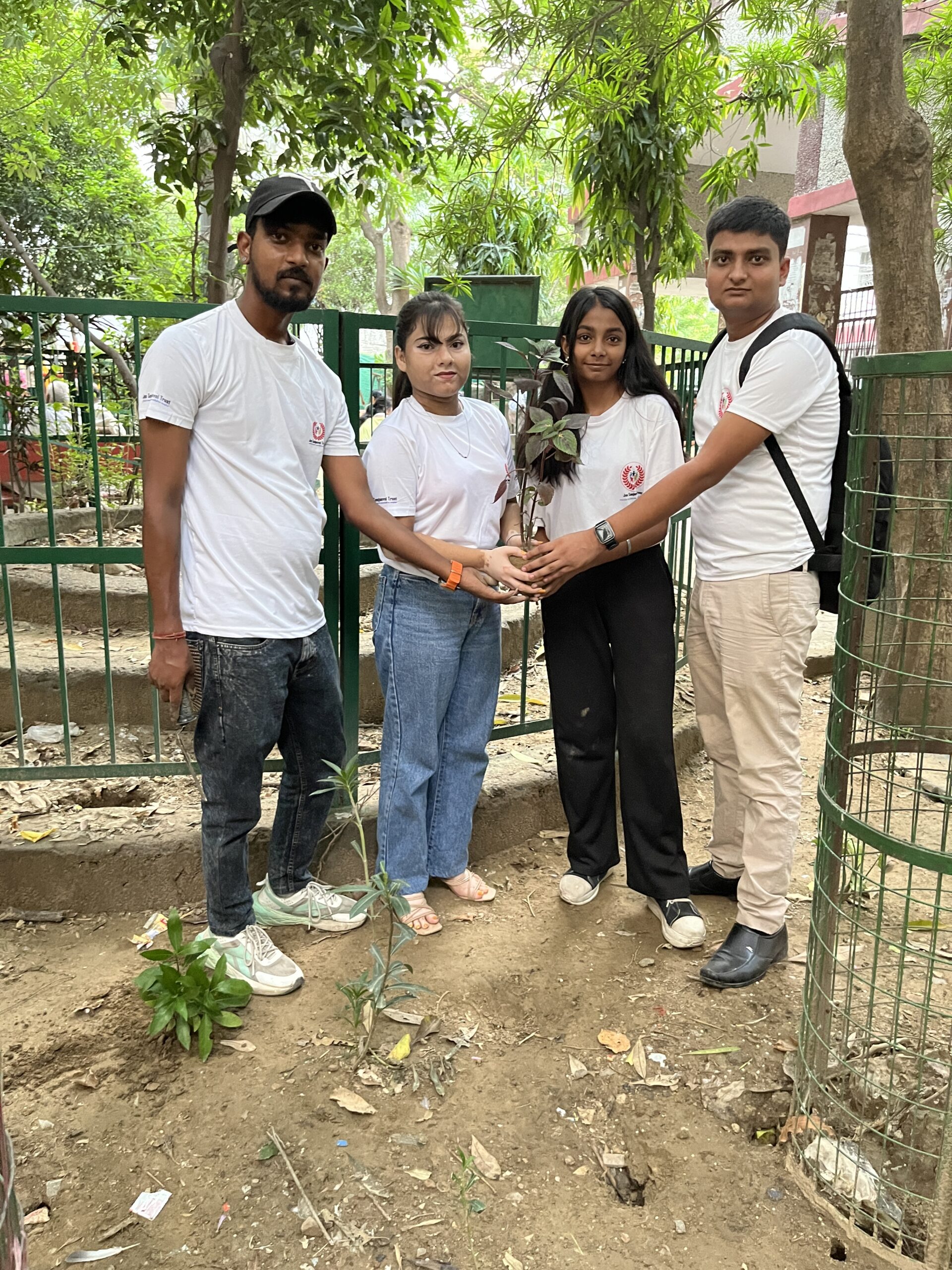 Jan Sanjeevni Trust volunteers after successful tree plantation drive in Delhi