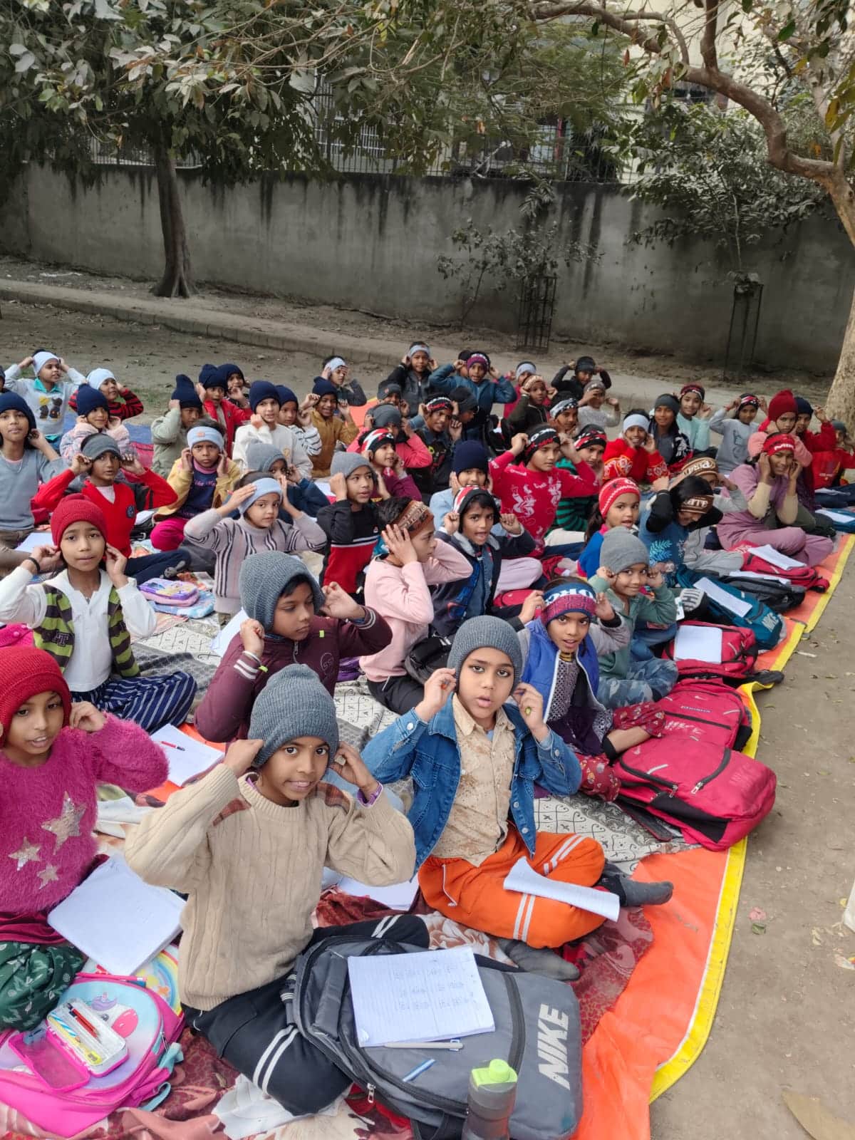 Cloth Distribution NGO Delhi